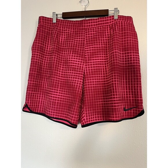 Nike Women’s XXL Hot Pink Performance Shorts Drawstring Elastic Waist 816056-620 - Picture 1 of 5